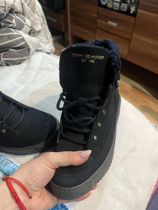 Ghete tommy hilfinger M 36