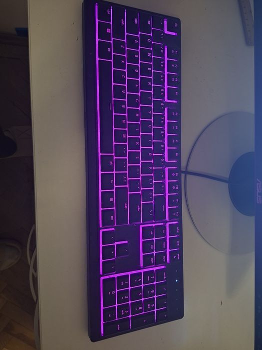 Set PC complet - unitate centrala, monitor, tastatura