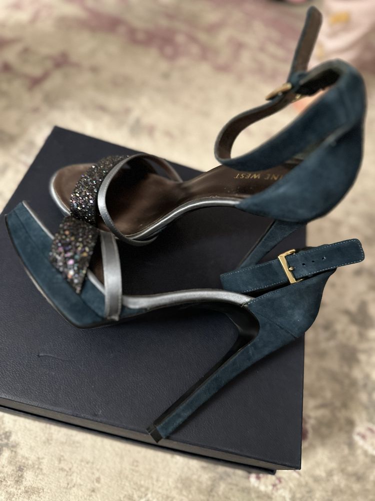 Sandale bleumarin piele intoarsa 40 Nine West