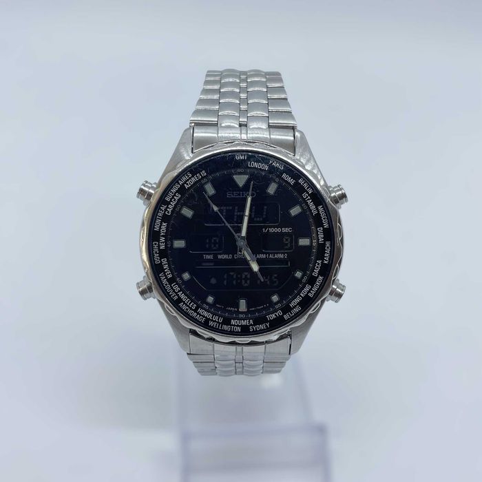 Seiko GMT World Time Chronograph мъжки дигитален аналогов часовник