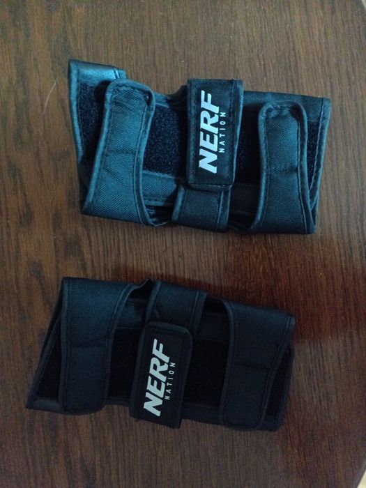 Manusi protectie skateboard, role, noi