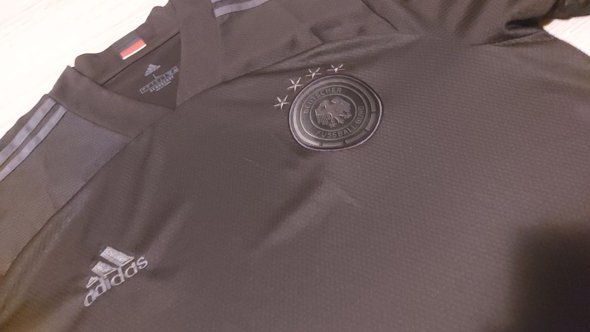 Adidas Germany тениска L размер