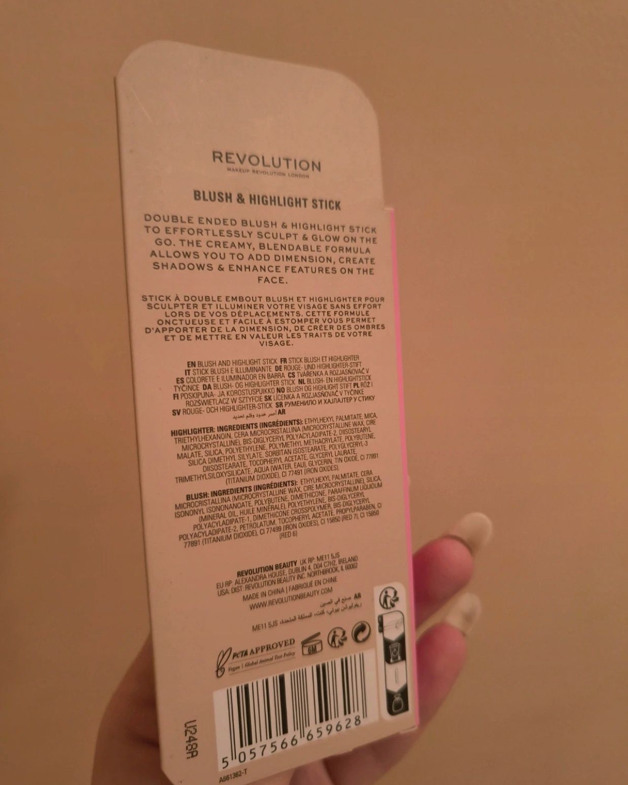 Revolution fard de obraz & Highlight Stick