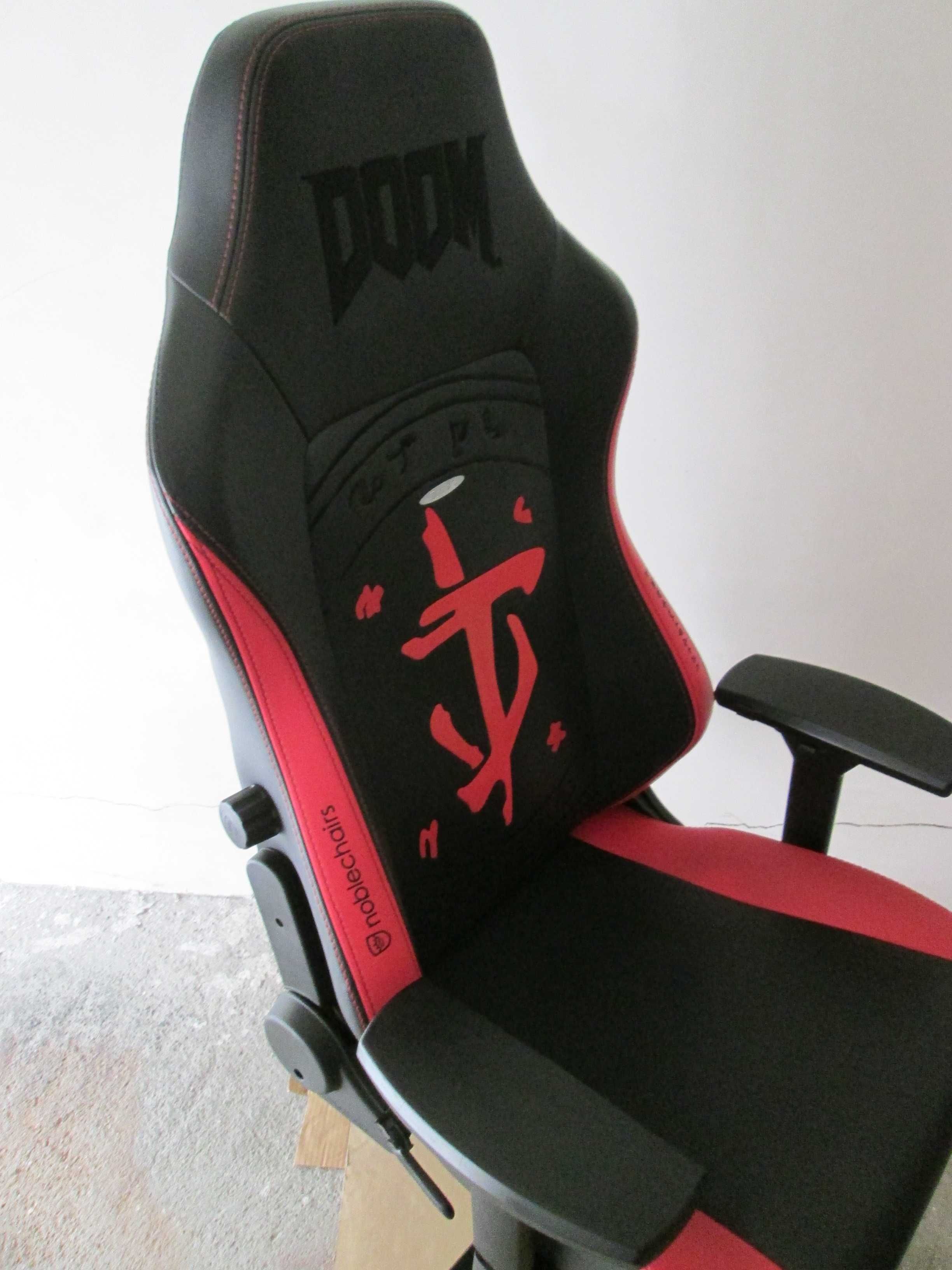 Геймърски стол Noblechairs Hero DOOM Edition