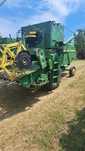 Combina john deere  935 tractor fiat 80 90