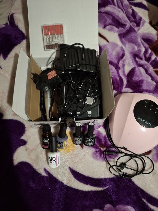 Продам набор для маникюра