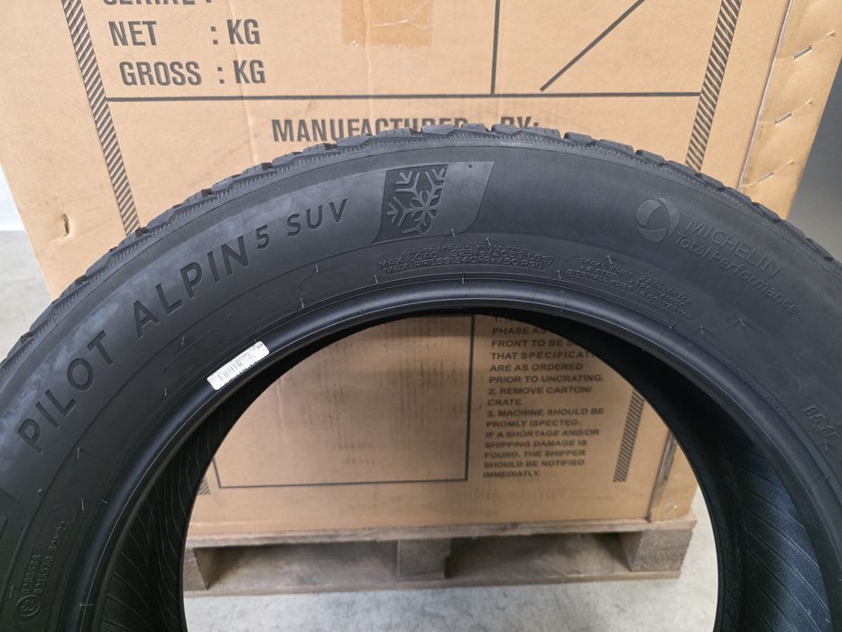 235/55R19 105V 4бр.MICHELIN PILOT ALPIN 5 XL SUV extra load