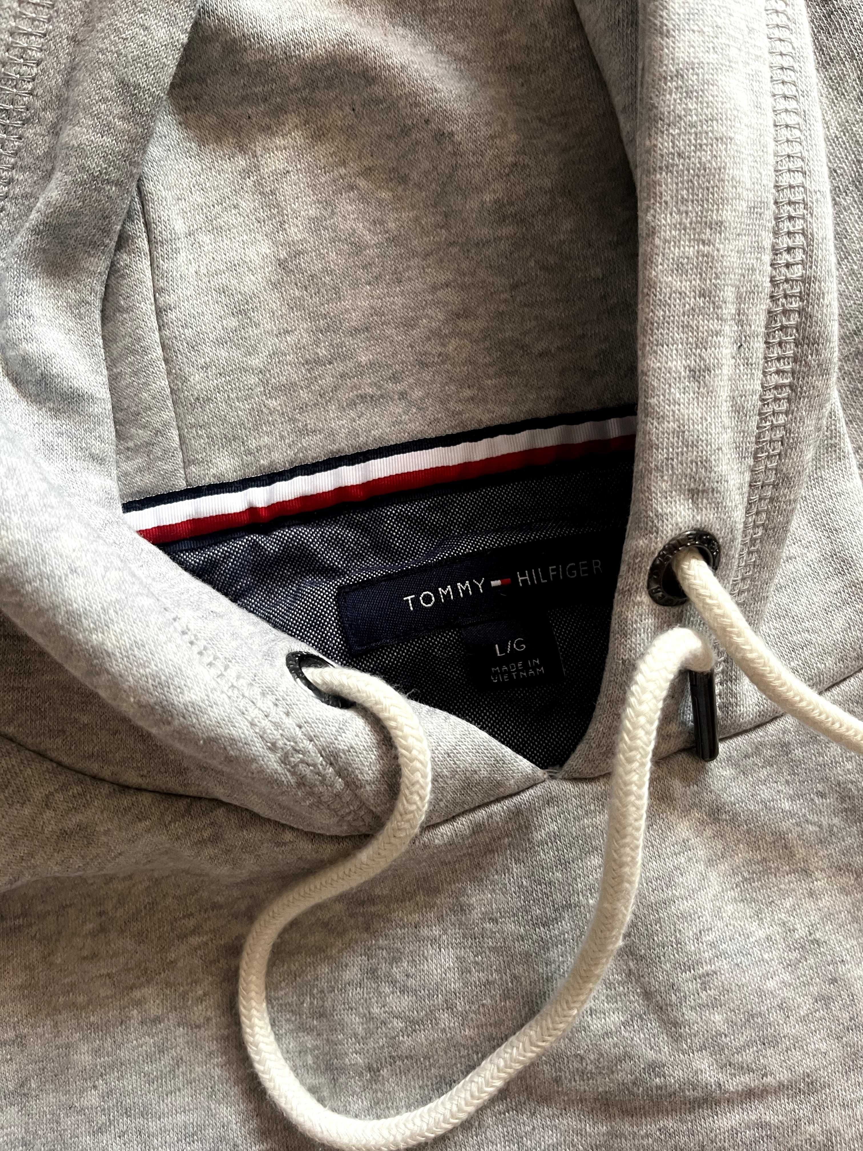 Дрехи оригинални Dickies и Tommy Hilfiger
