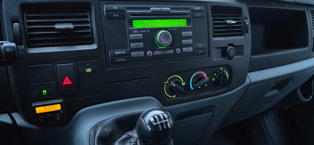 Ford transit 300M FWD, 2.2 diesel-116 CP, 254xxx km, 2011