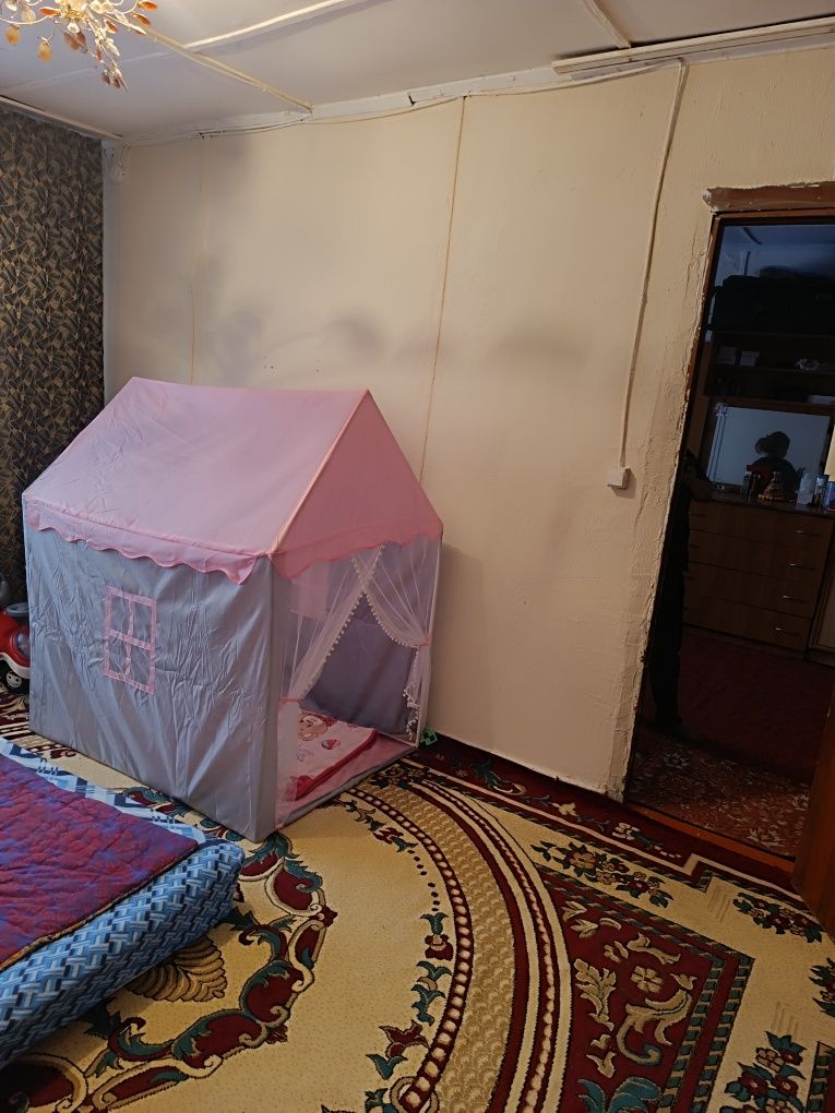 Продам квартиру барачного типа
