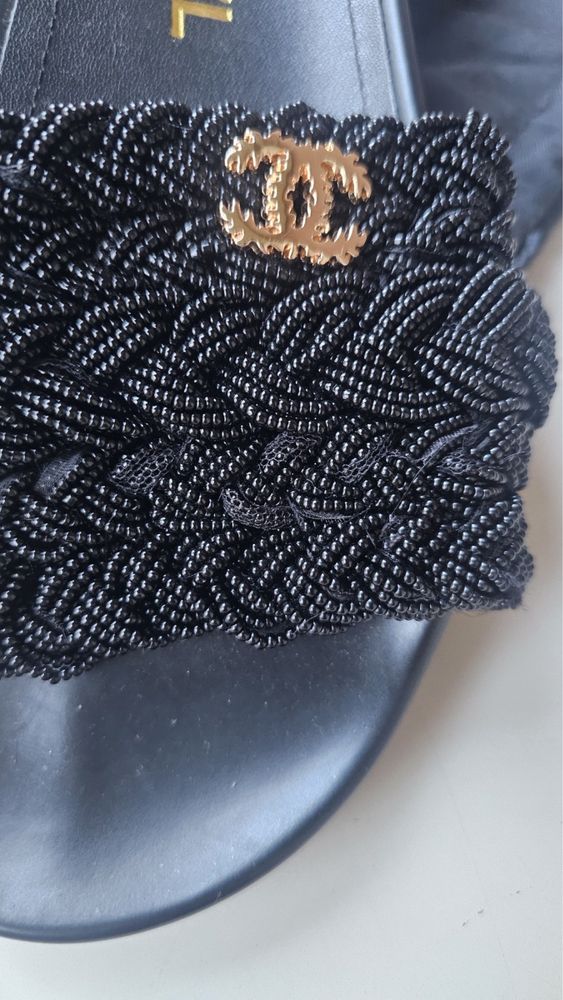Chanel чехли