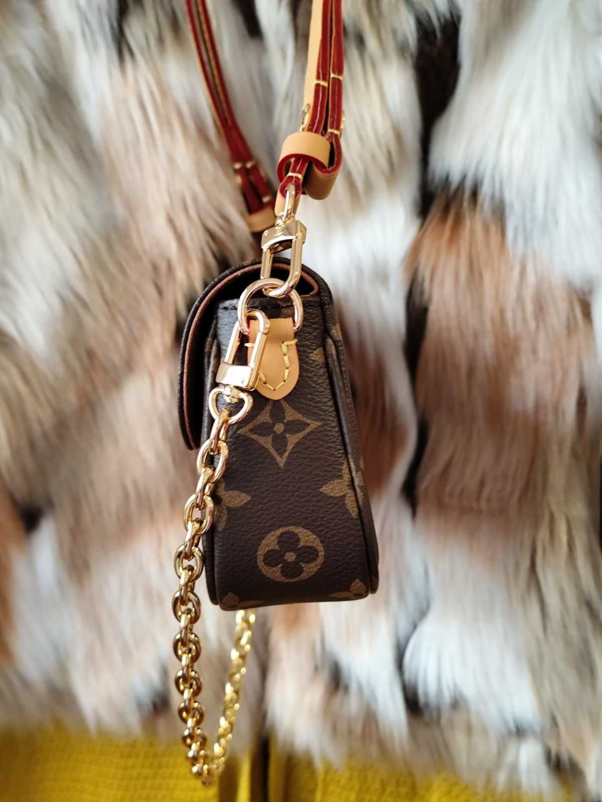 Дамска Чанта Louis Vuitton с Каишка и Верижка