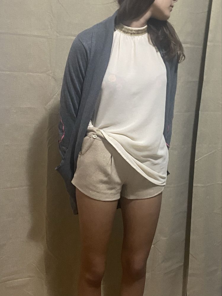 Top si pantaloni scurti matchy