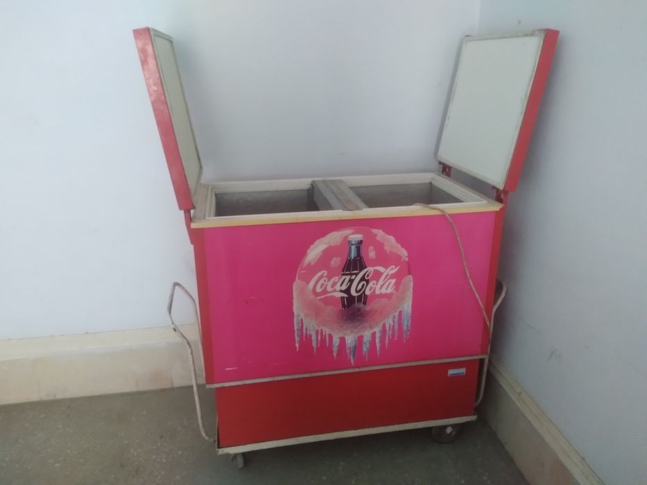 Xolladelnik  sotiladi