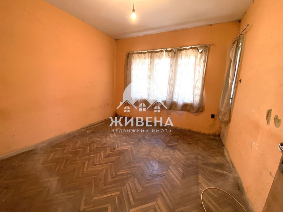 Продава се Тристаен апартамент в Варна, ВИНС - 115 кв.м за 2600 €/кв.м - Снимка #10