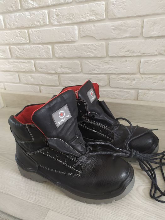 спецобувь ботинки защита от влаги.