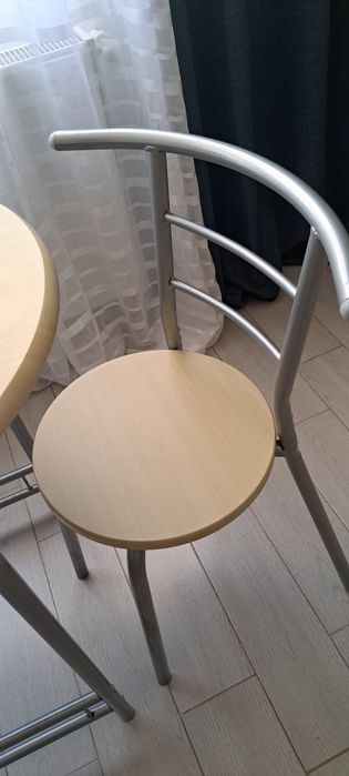 Masa de bucătărie