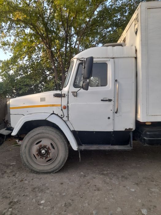 Zil bichok sotildi rama butun mato‘r ural yog‘ yemaydi