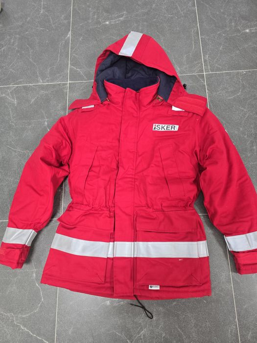 Куртка зимняя сефти.