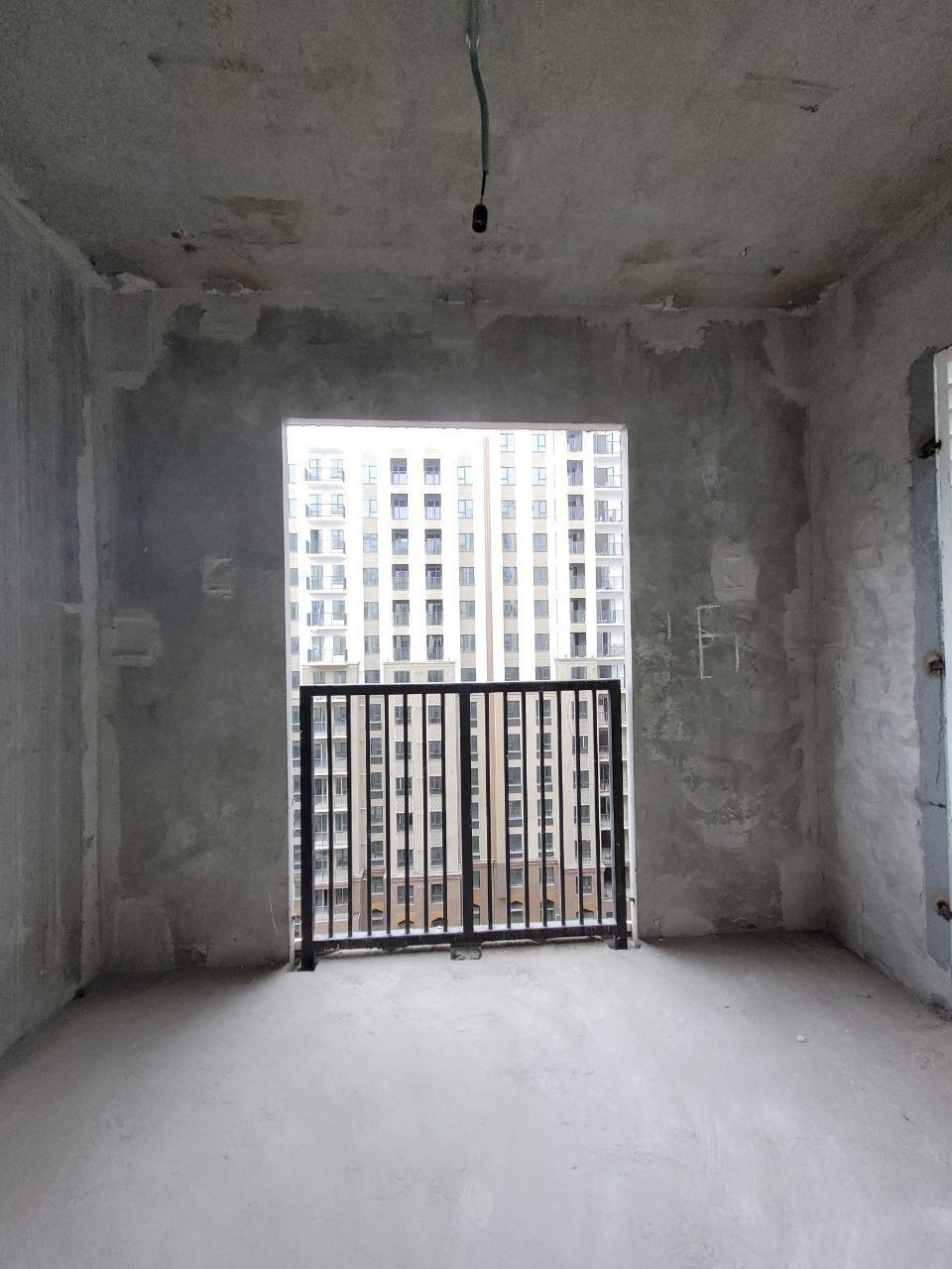 Продается 3х ком квартира(студия), ЖК Oz Makon, ор-р: быв.Узбум, 61 м²