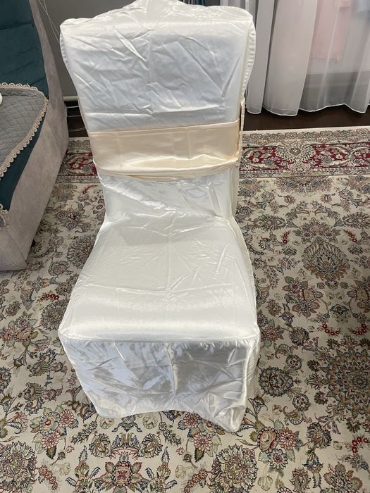Чехлы атласовые для стульев