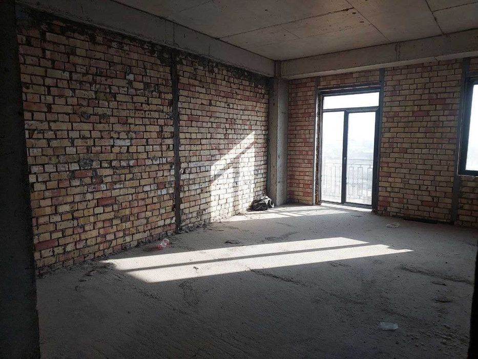 Срочно продается квартира готовая новостройка 53кв . Кадастр есть!!!