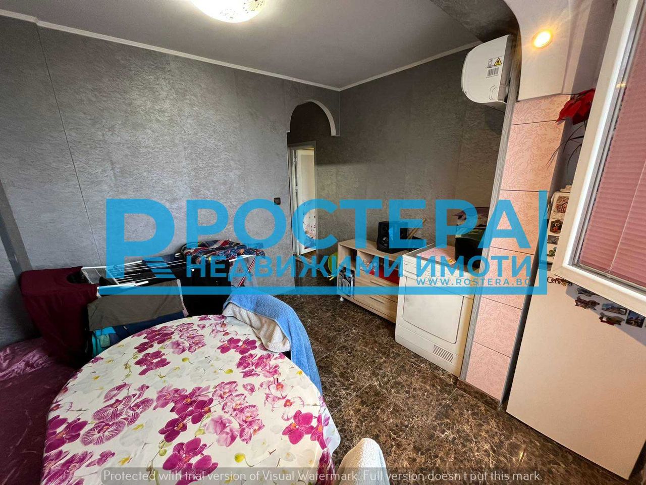 Продава се Двустаен апартамент в Търговище, Запад 2 - 60 кв.м за 1403 €/кв.м - Снимка #5