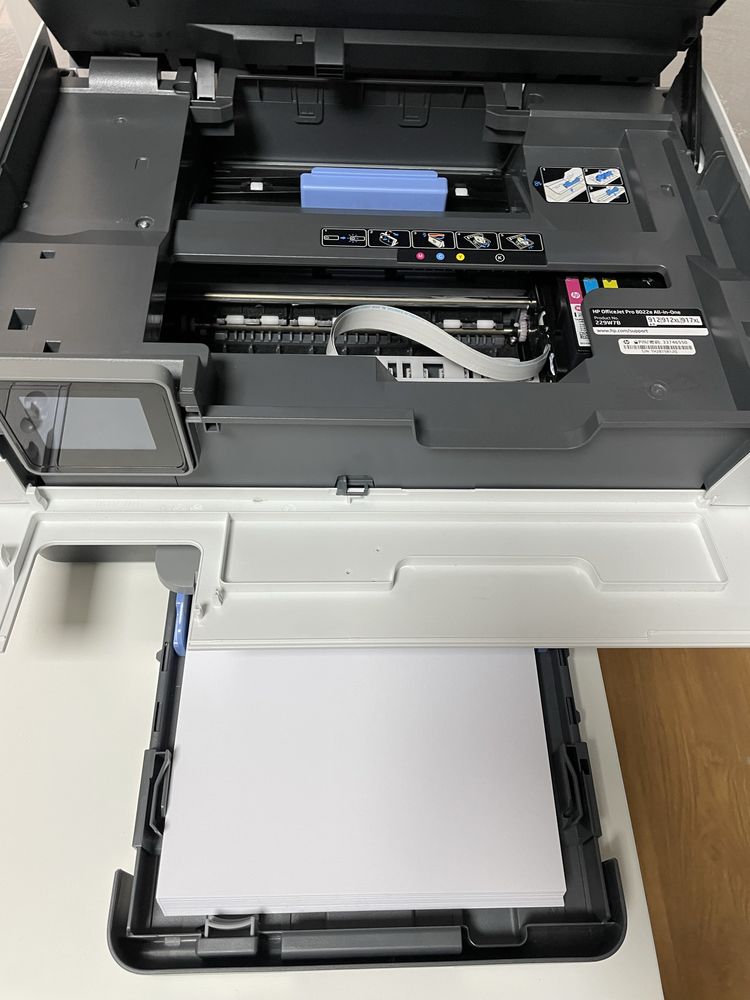 Imprimantă multifunctionala HP OfficeJet Pro 8022e