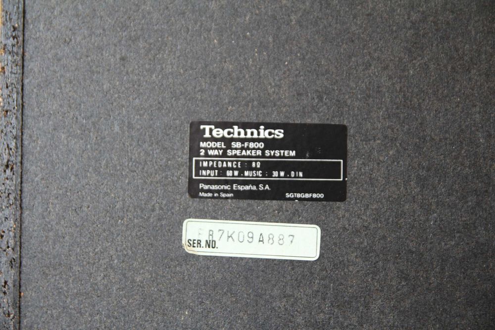 Technics SB-F800, 30/60 Wati 8 ohmi
