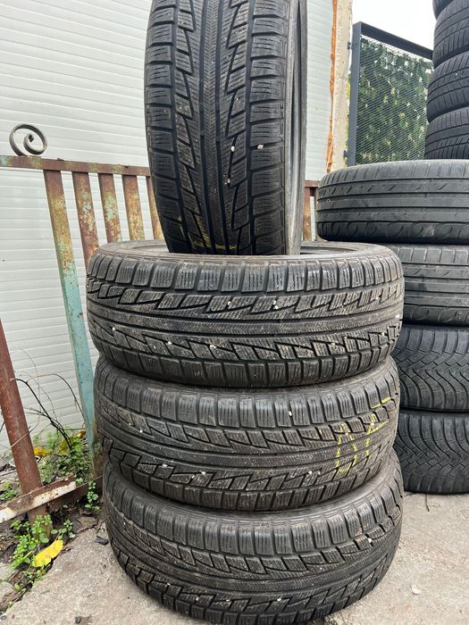 Set 4 anvelope iarna 235/55/19 stare foarte buna