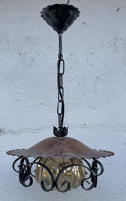 Vând lustră din cupru vintage