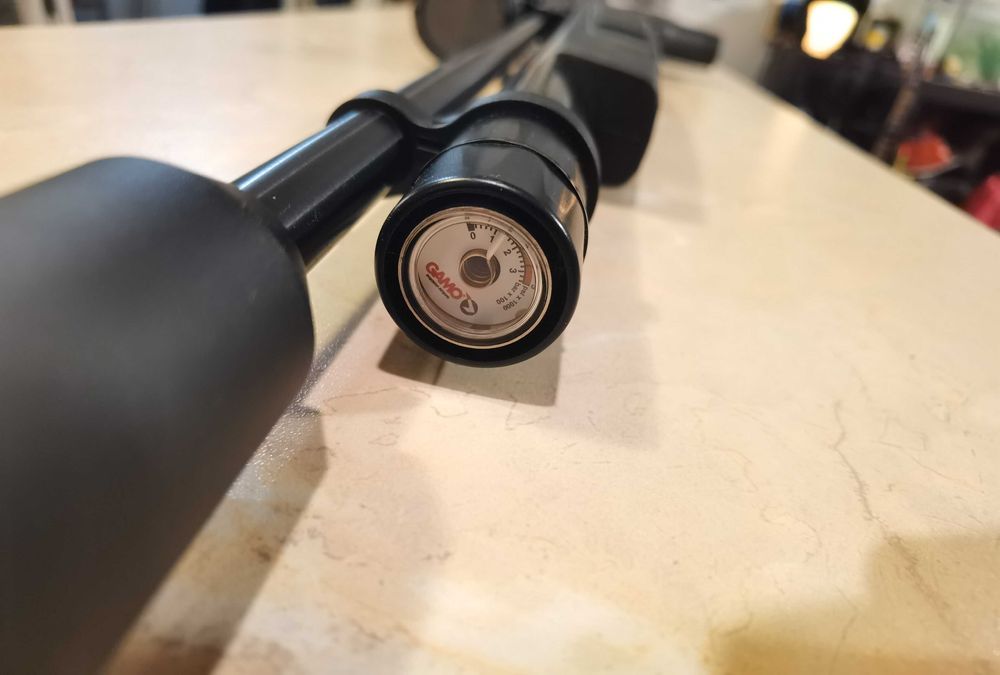 Gamo Coyote 5.5 с оптик, аксесоари и помпа