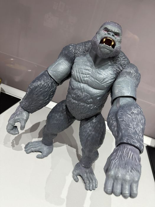 Gorilă uriasa -figurina articulată