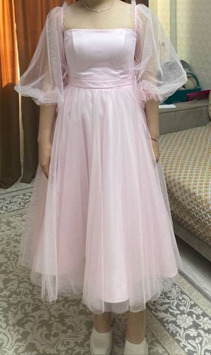 Продается новое платье размер 44-46, на выпускной, на той