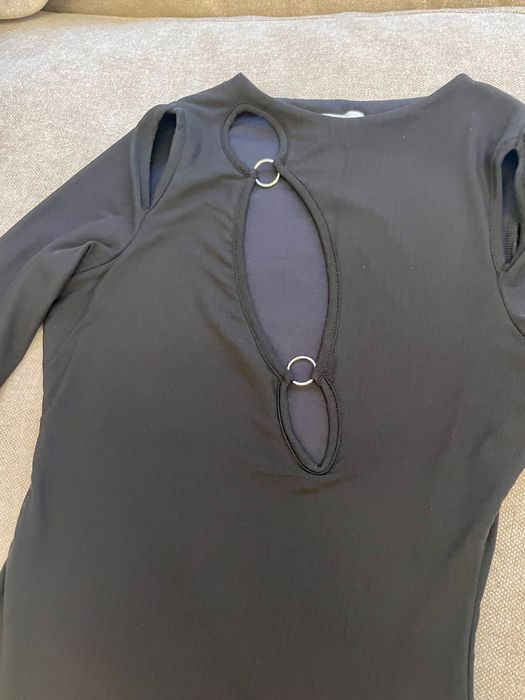 Малка  черна рокля OH POLLY по тялото