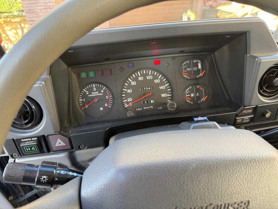 Toyota Land Cruiser J70 3.0 TD VX