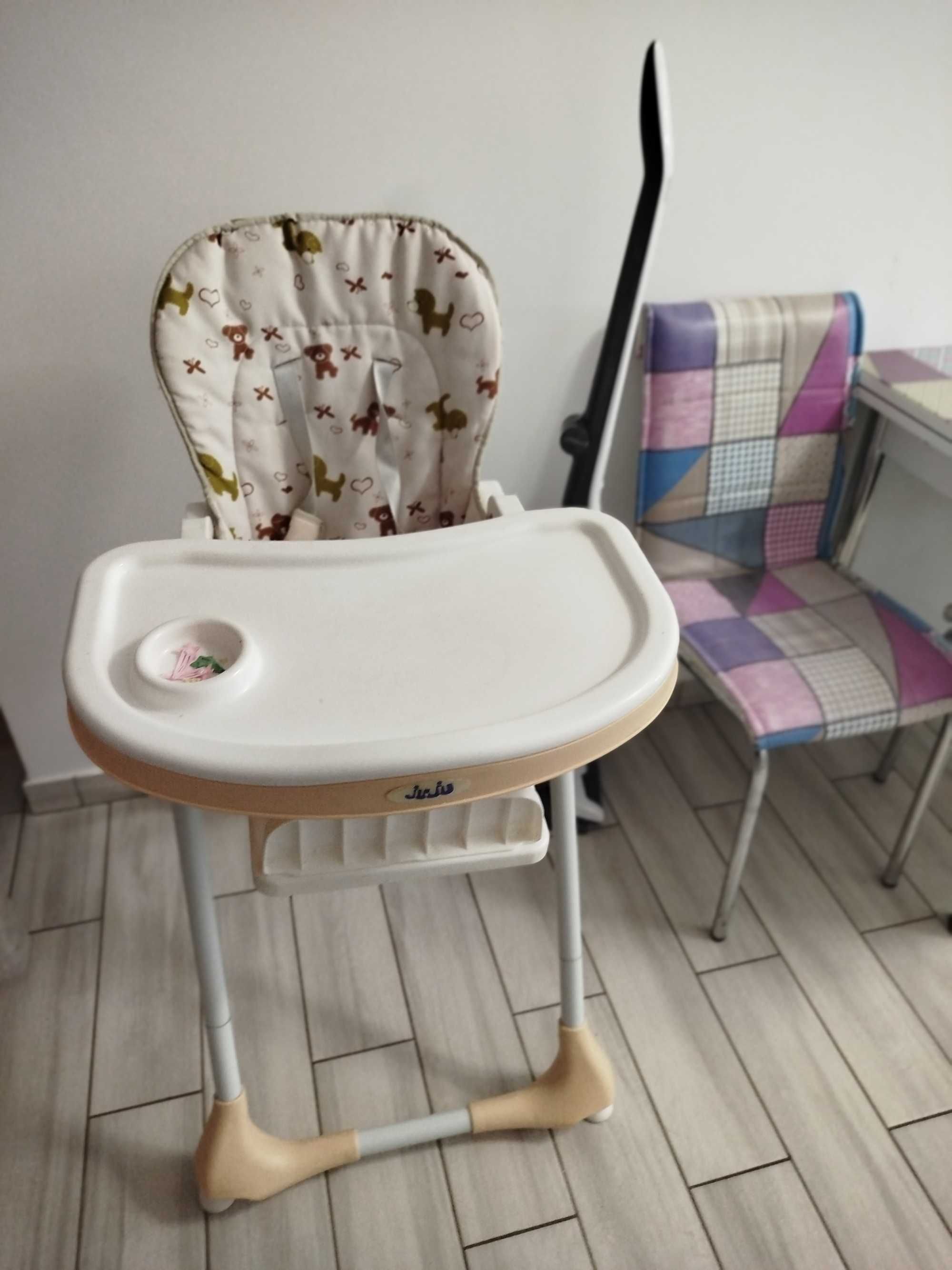 Vând scaun de masa pt bebeluș
