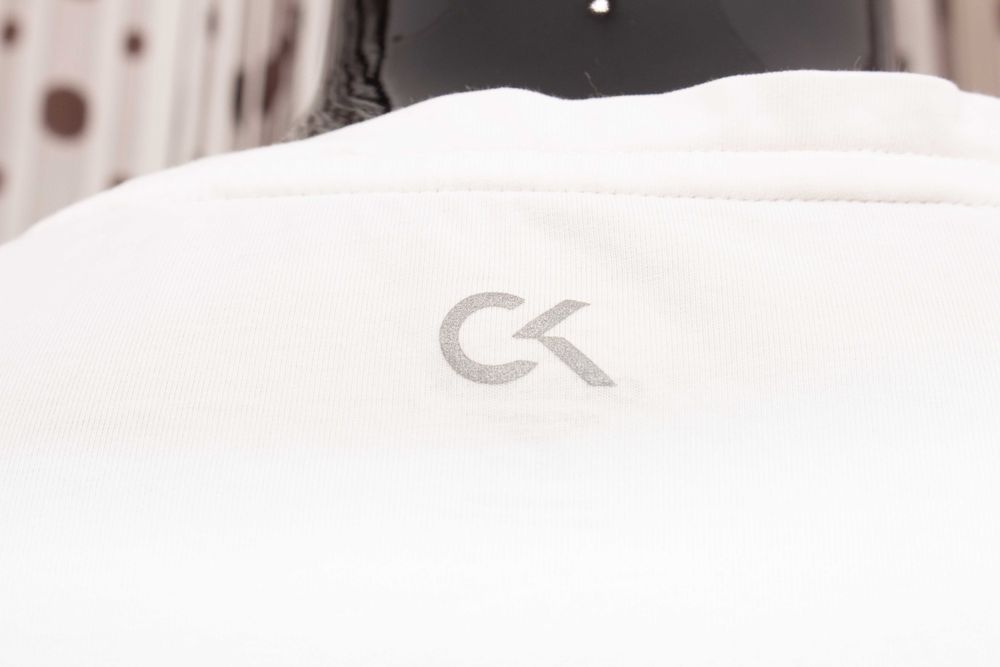 Calvin Klein оригинална дамска бяла блуза тениска с дълъг ръкав XS