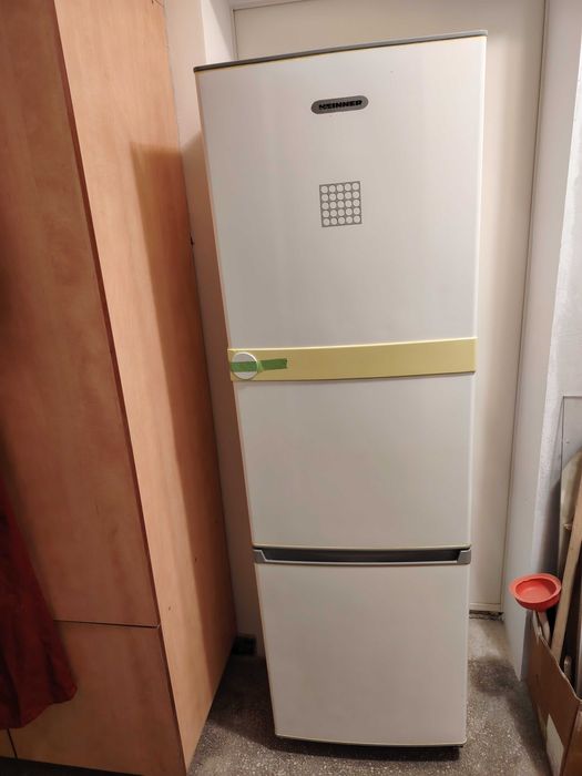 Frigider cu congelator Hainer clasa E