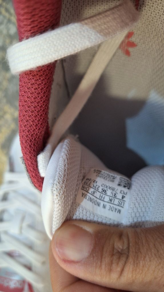 Adidași adidas mărimea 36