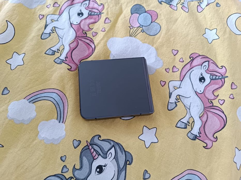 Vând Samsung zi flip 5