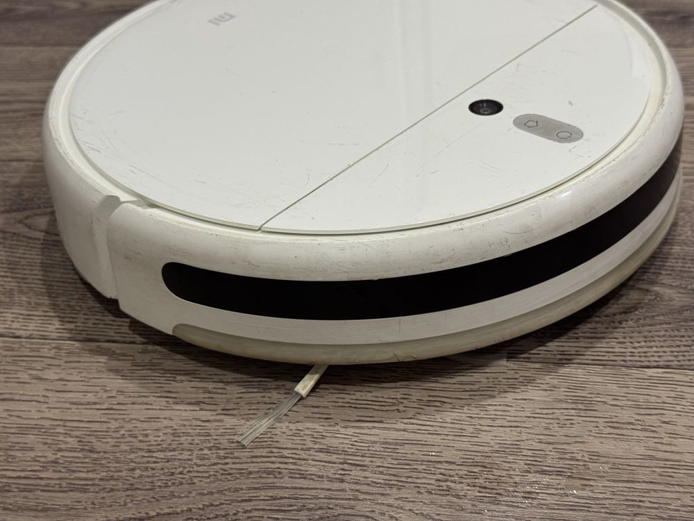 Продам робот пылесос Xiaomi robot vacuum mop