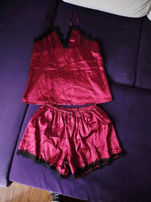 Seturi pijama diferite modele