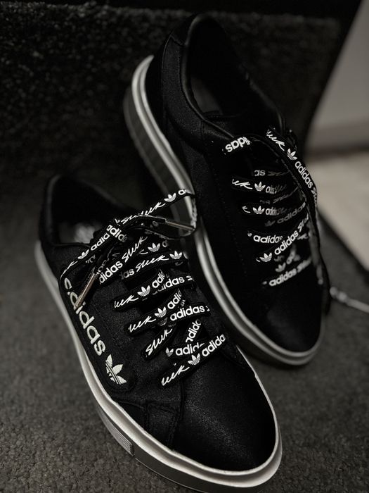 Adidas sleek super w