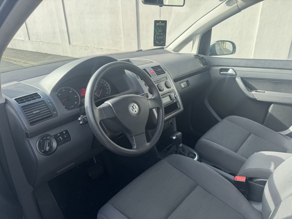 Vw Touran 1.9 Diesel *CUTIE AUTOMATA* 2009 / Climatronic