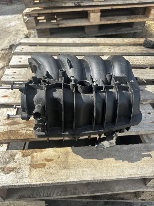 Всмукателен колектор BMW e90/91/92/87 1.8i/2.0i