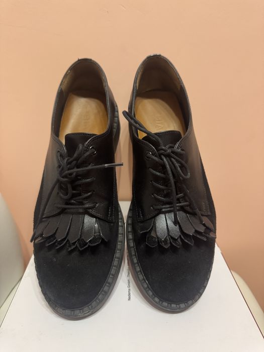 Обувки тип оксфорд