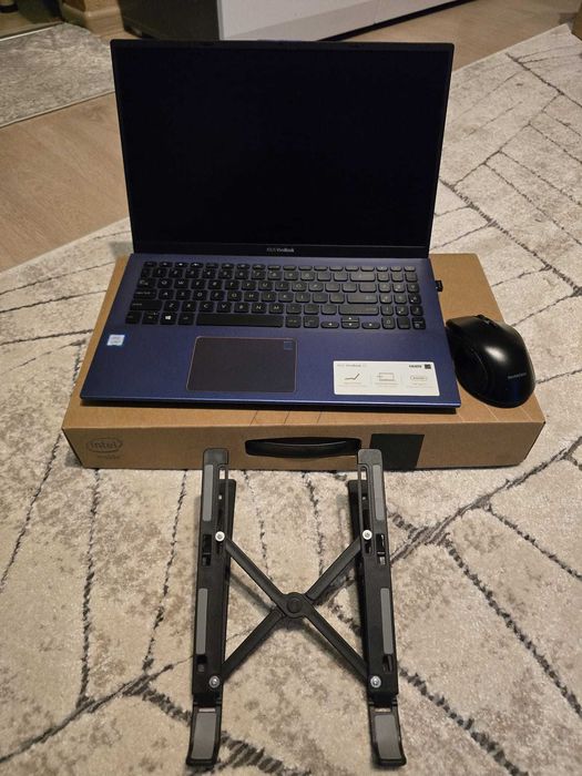 Asus vivobook x512f, I3-8145U\12GB\250Gb\Amprenta, in cutie-impecabil