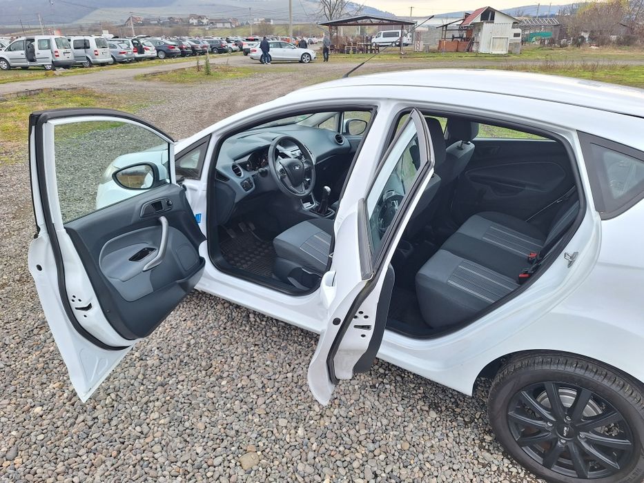 Ford Fiesta 2009 1.3 Benzină 70 cp euro 4