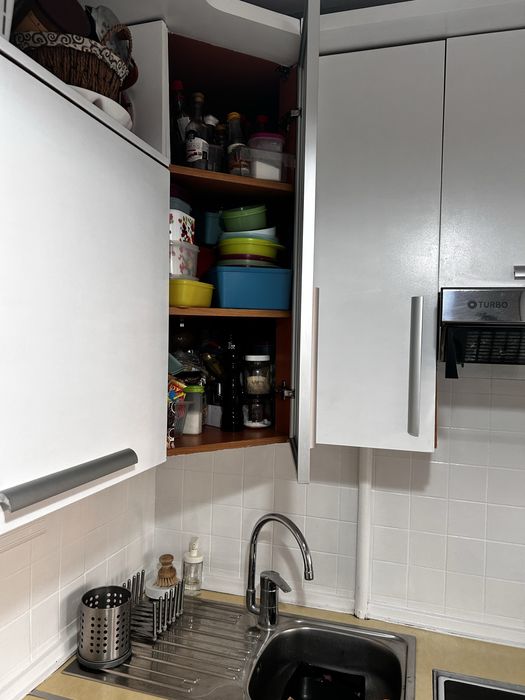 Продам кухню угловую б/у